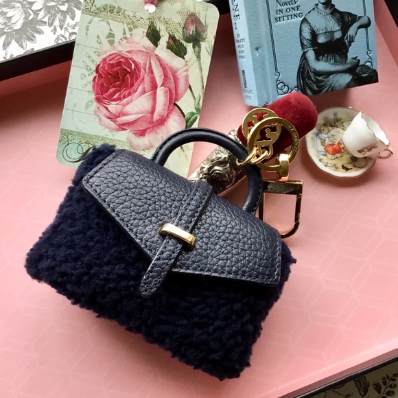Tory burch 797 shearling keychain fob mini purse - Picture 7 of 7